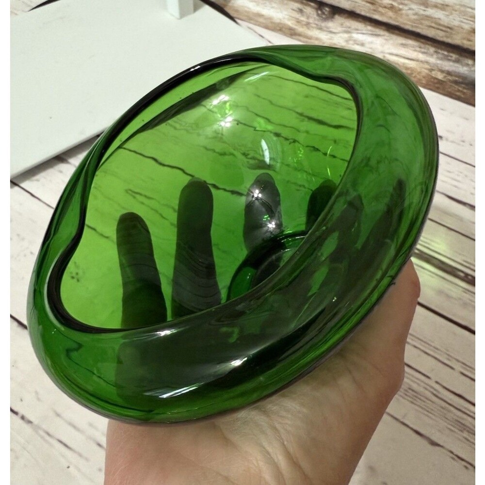 Mid Century Hunter Green Glass Bowl Waved Edge 5” X 3” Tall Vintage MCM Art - Picture 8 of 12